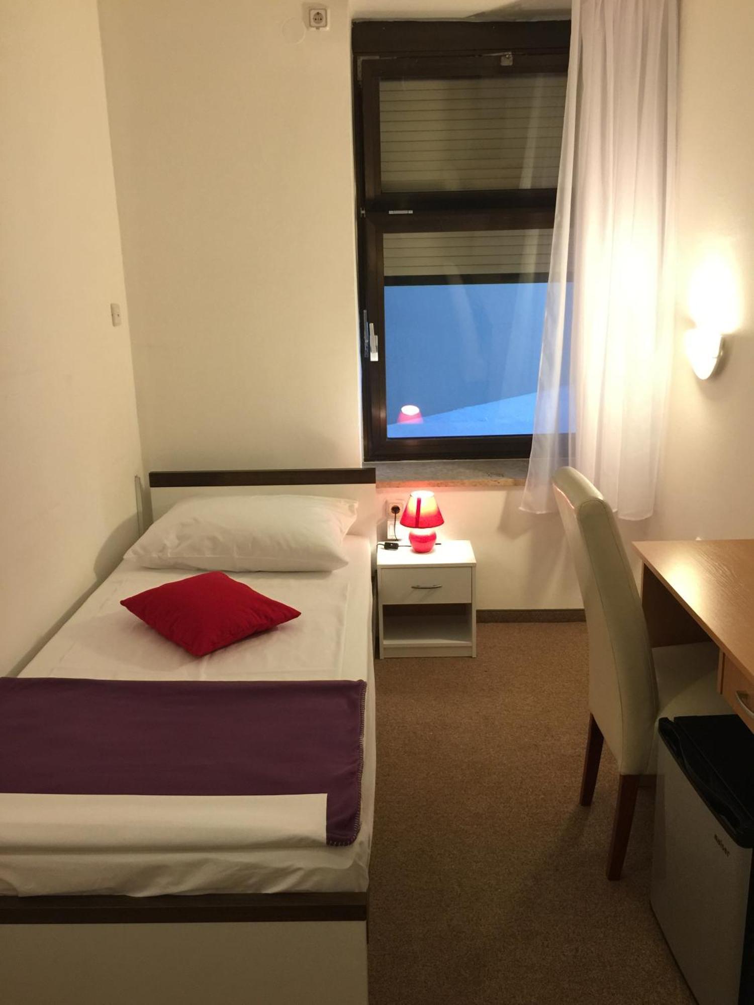 Hotel Ruza Novi Vinodolski Værelse billede