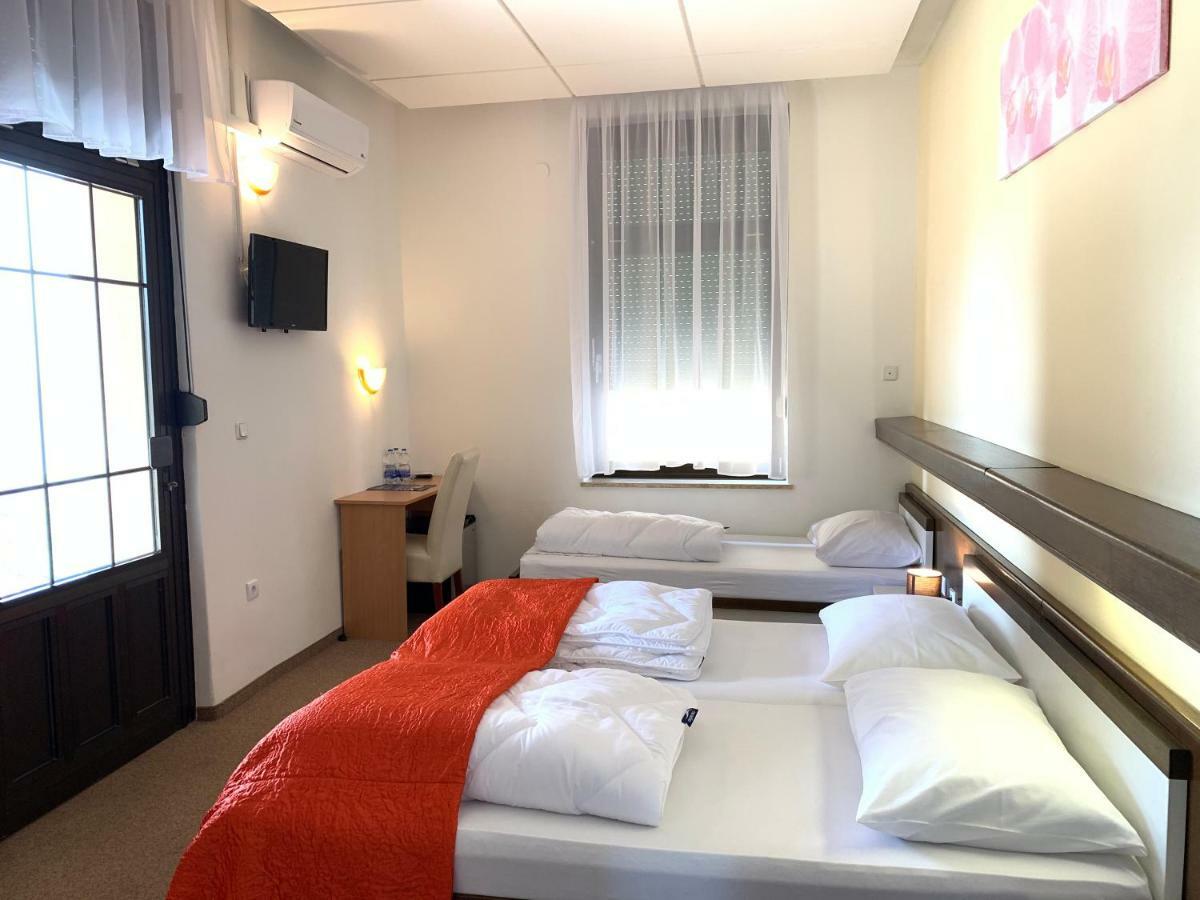 Hotel Ruza Novi Vinodolski Eksteriør billede