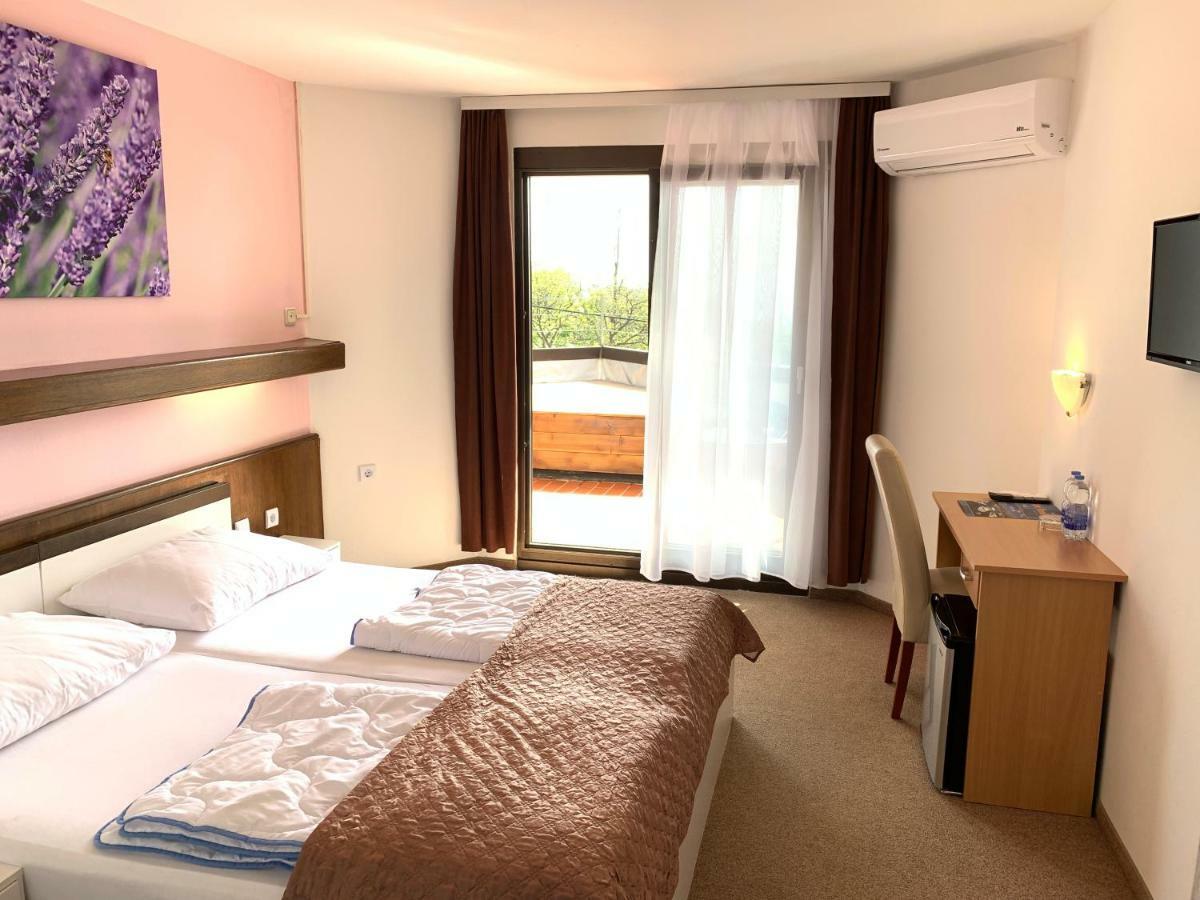 Hotel Ruza Novi Vinodolski Eksteriør billede